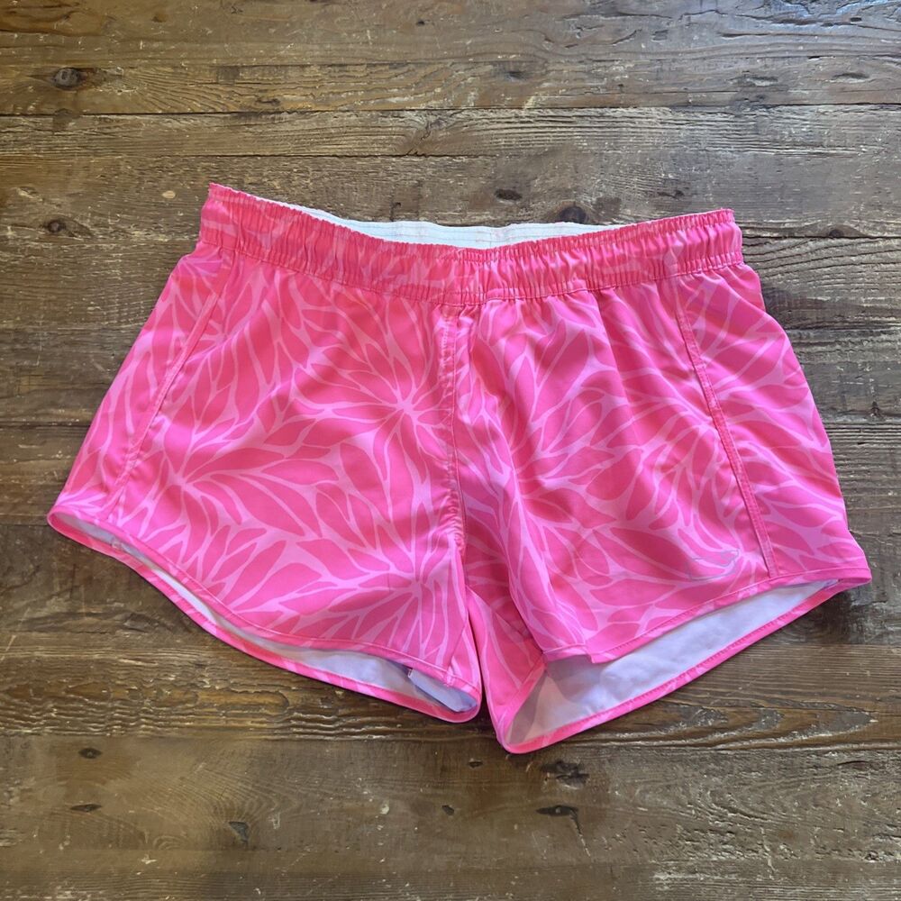 Vineyard Vines Performance Women’s Pink Palm Leaves Print 3”Shorts Size XS